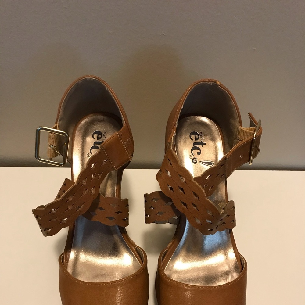 rue21 Platform Wedge Sandals